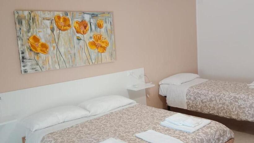 اتاق راحتی سه تخته, B&b La Fontanella