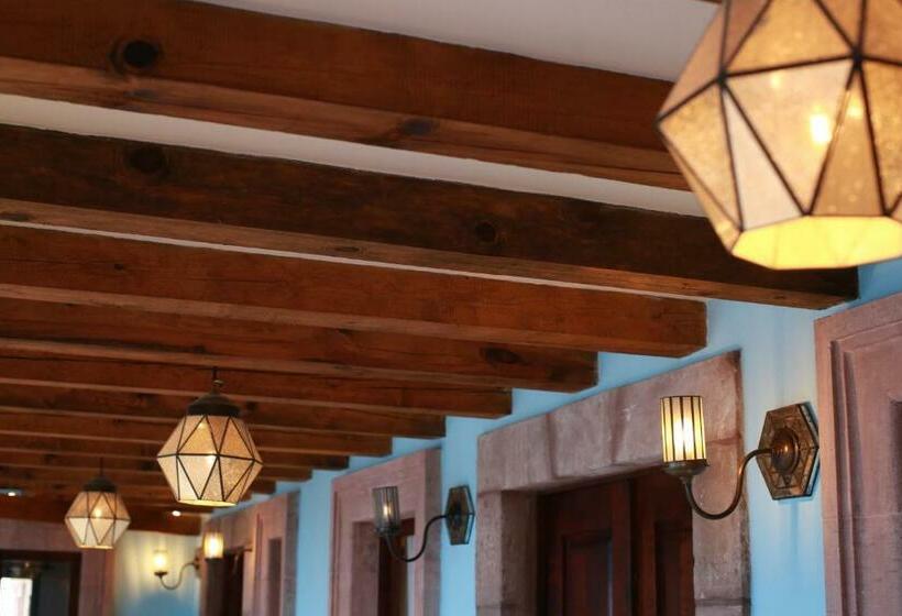 سوییت جونیور, Concepción Hotel Boutique Adults Only