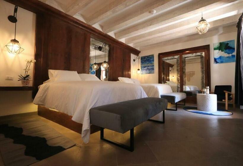 سوییت جونیور, Concepción Hotel Boutique Adults Only