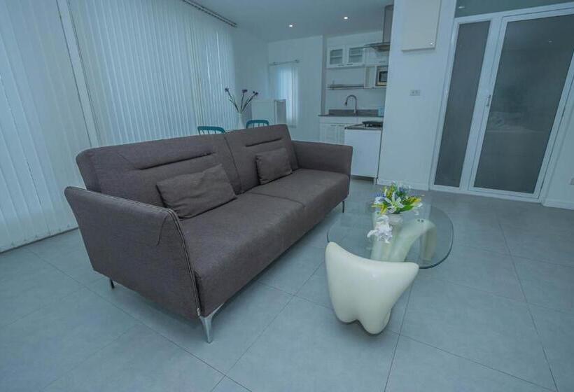 Juniorsviitti Vuoristonäkymä, Utopia Kata By Roomquest