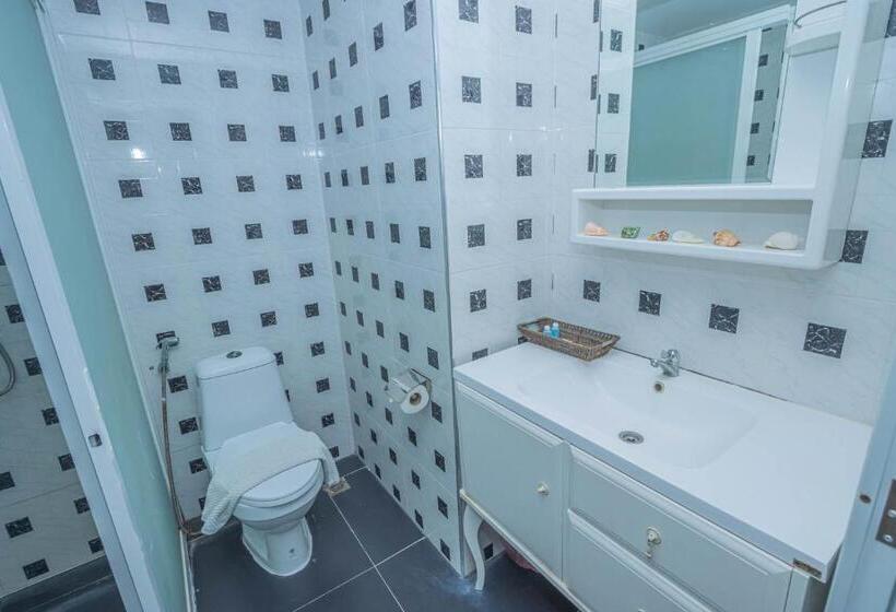 Juniorsviitti Vuoristonäkymä, Utopia Kata By Roomquest