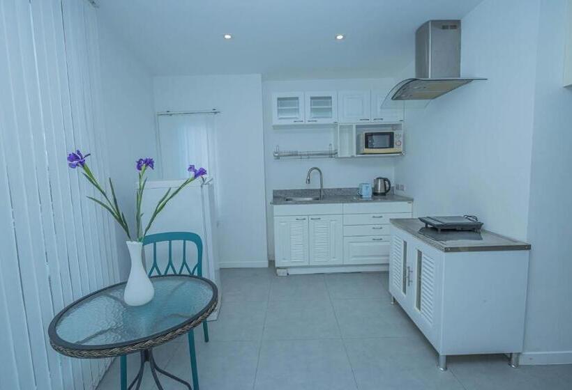 Juniorsviitti Vuoristonäkymä, Utopia Kata By Roomquest