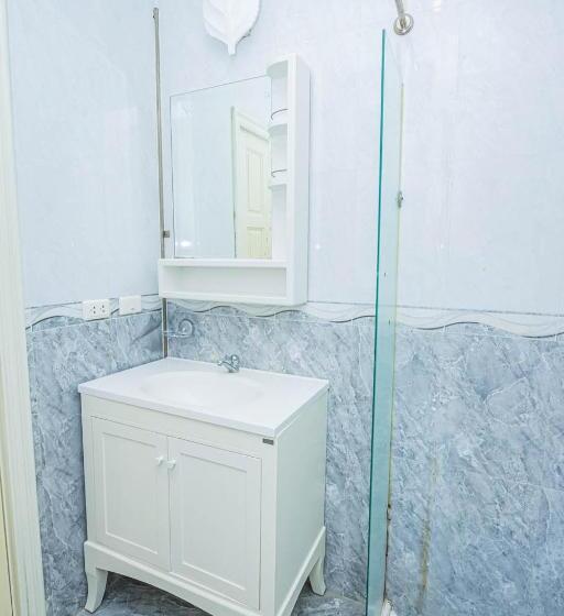 Deluxe-sviitti, Utopia Kata By Roomquest