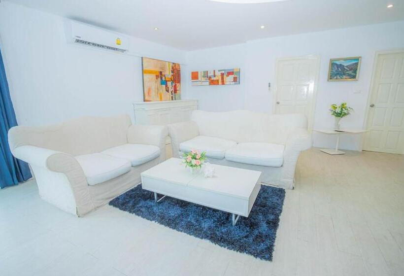 Deluxe-sviitti, Utopia Kata By Roomquest