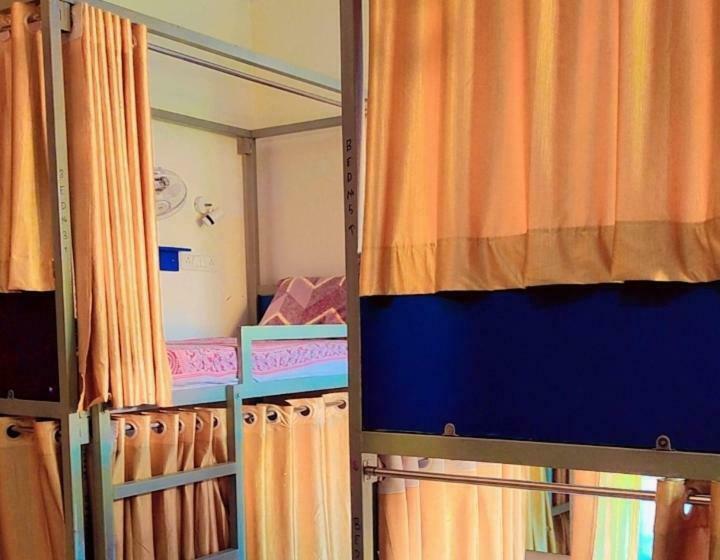 تختخواب در اتاق مشترک, Taj Backpackers Hostel