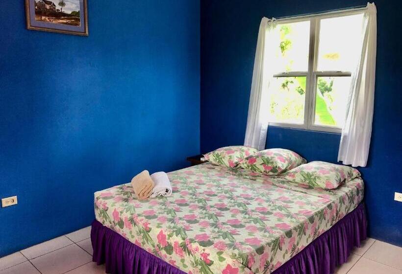 اتاق استاندارد با چشمانداز باغ, Fish Tobago Guesthouse Or Joy And Brandon Guesthouse