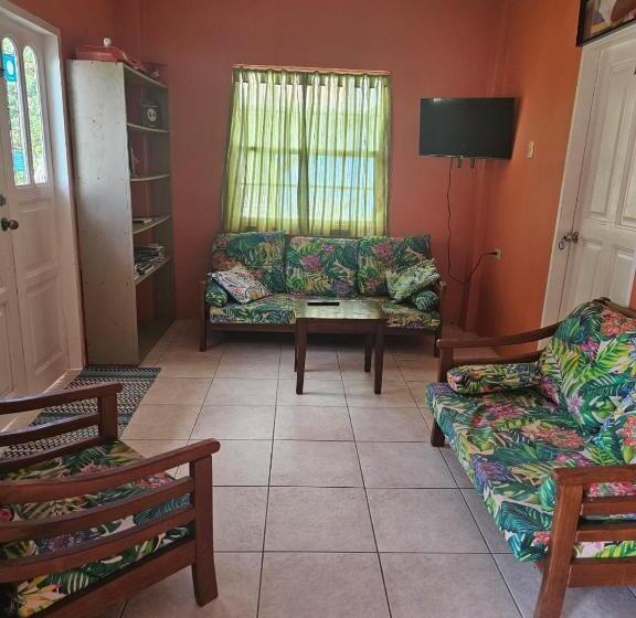اتاق استاندارد, Fish Tobago Guesthouse Or Joy And Brandon Guesthouse