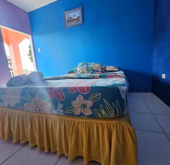اتاق استاندارد با چشمانداز باغ, Fish Tobago Guesthouse Or Joy And Brandon Guesthouse