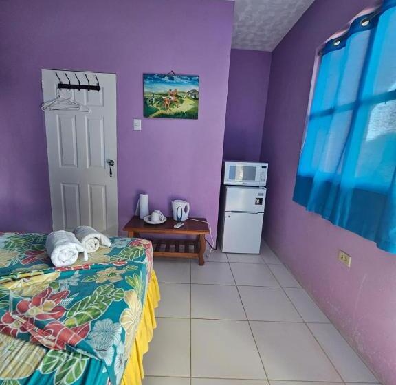 اتاق استاندارد با چشمانداز باغ, Fish Tobago Guesthouse Or Joy And Brandon Guesthouse