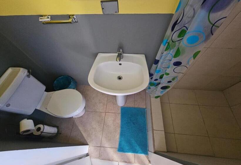 اتاق استاندارد با چشمانداز باغ, Fish Tobago Guesthouse Or Joy And Brandon Guesthouse