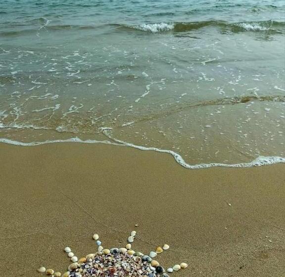 חדר סטנדרט לשלושה עם מרפסת, Guest House Kostovi