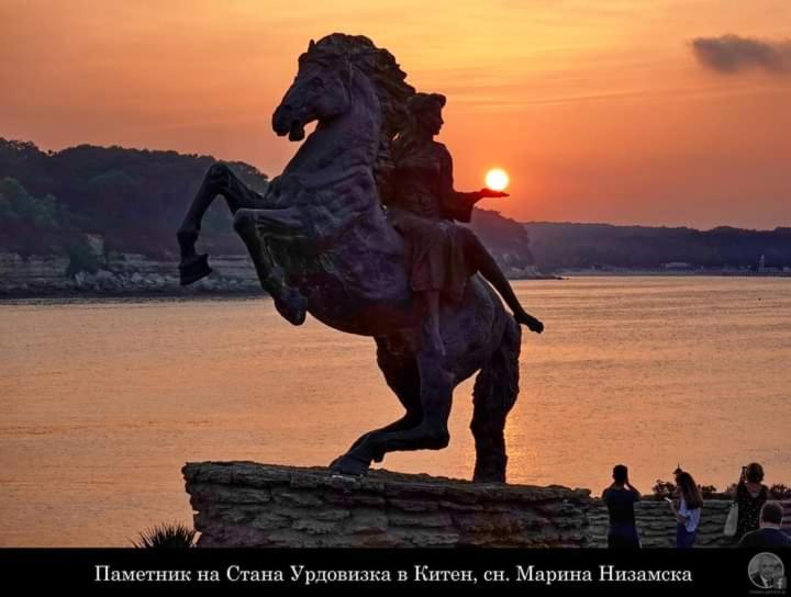 Семейное Студио, Guest House Kostovi