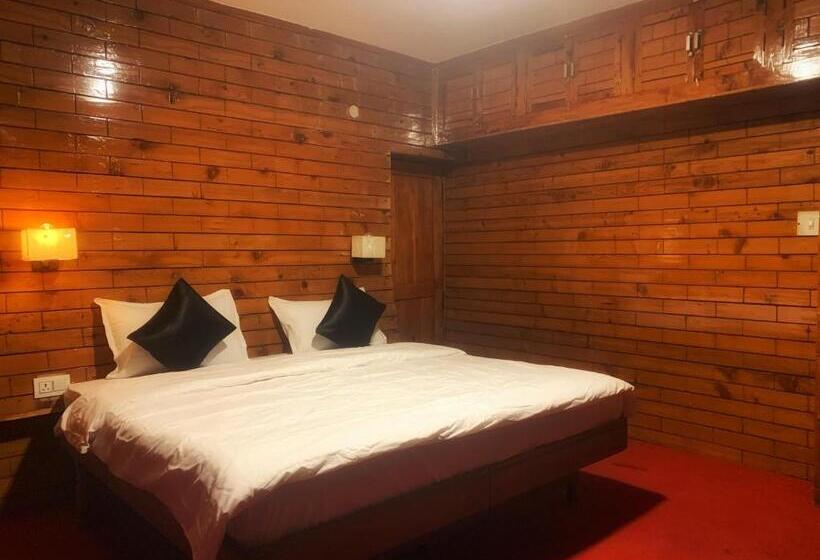 デラックスルーム, Roamate Hostel, Old Manali