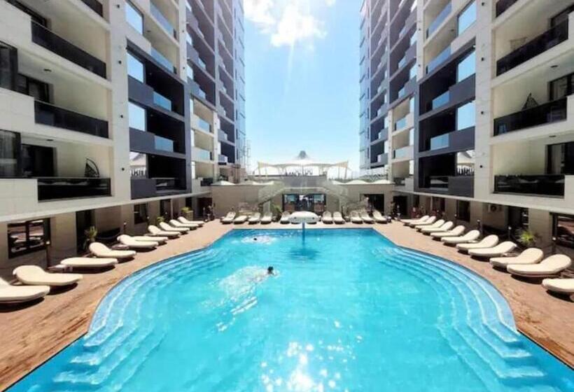 スタンダードスタジオ, Buildings