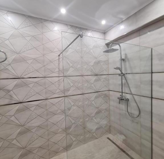 スタンダードスタジオ, Buildings