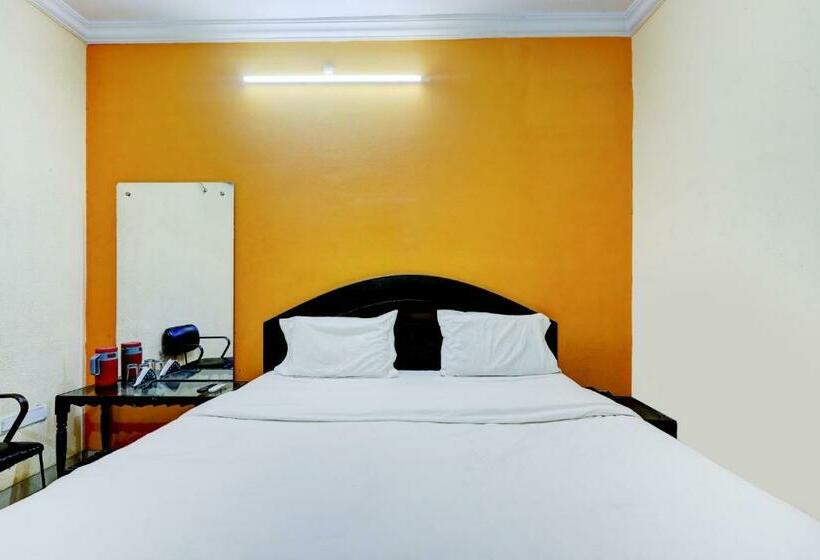 スタンダードルーム, Collection O Hotel Pal Avadh