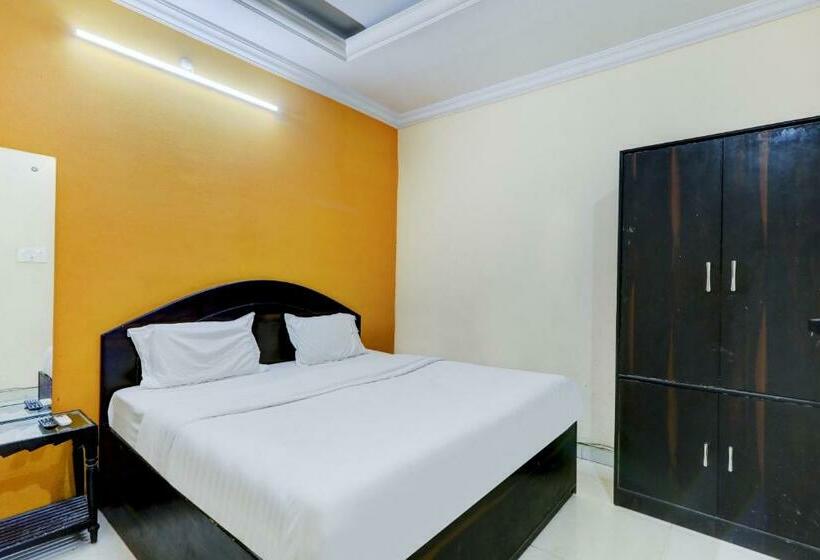 スタンダードルーム, Collection O Hotel Pal Avadh