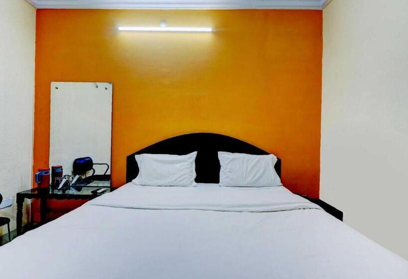 スタンダードルーム, Collection O Hotel Pal Avadh