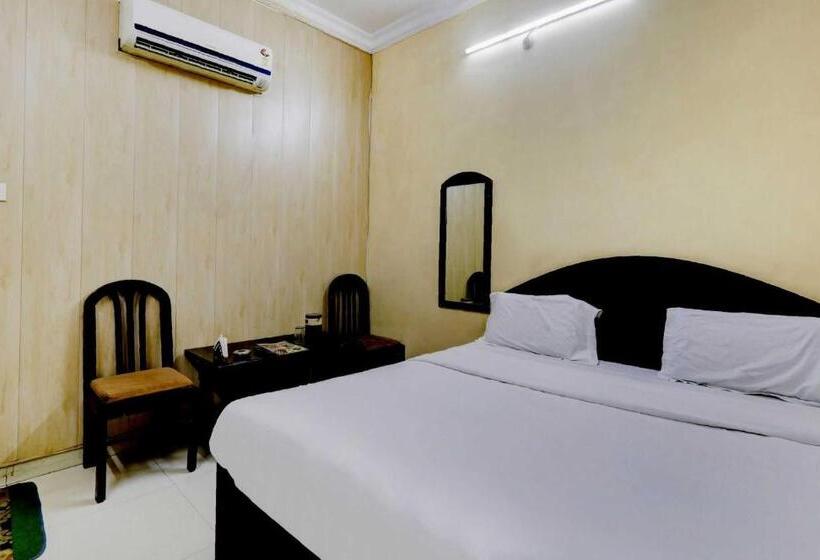 スタンダードルーム, Collection O Hotel Pal Avadh