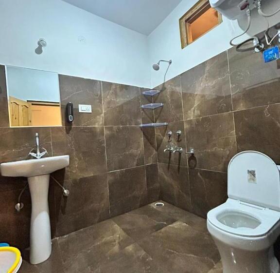 マウンテンビュースタンダードルーム, Flipsyde Retreat