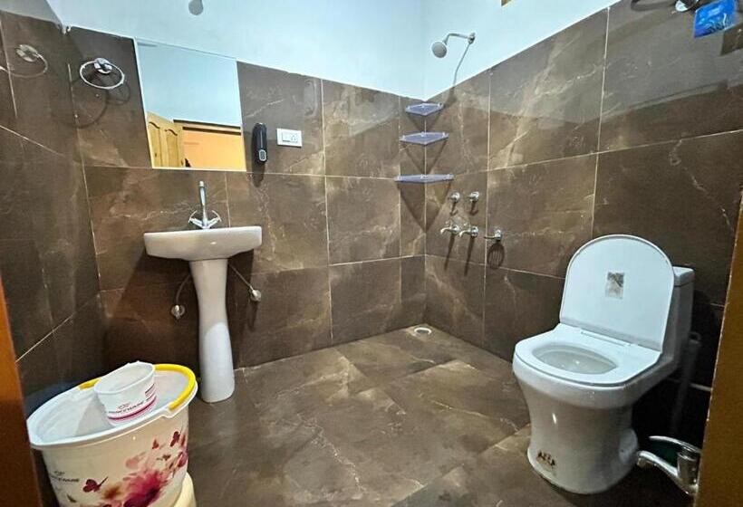 マウンテンビュースタンダードルーム, Flipsyde Retreat