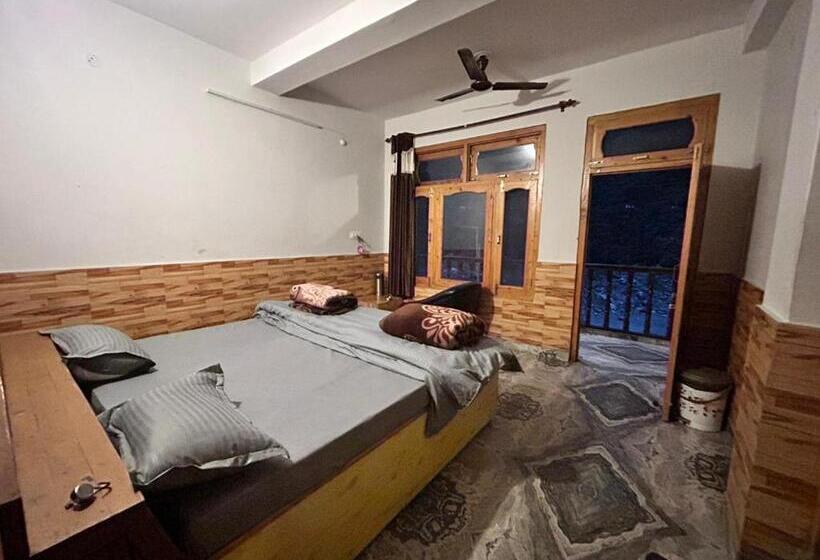 マウンテンビュースタンダードルーム, Flipsyde Retreat