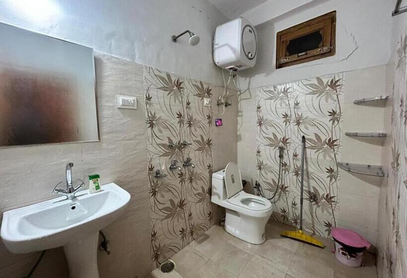 マウンテンビュースタンダードルーム, Flipsyde Retreat