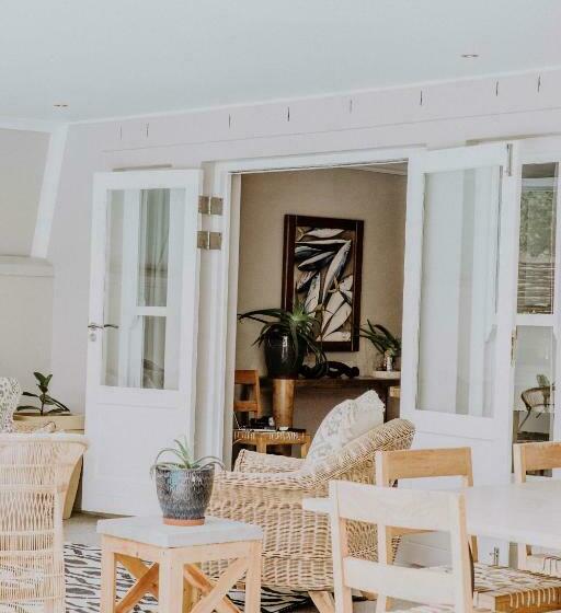 Дом 1 Спальня, Franschhoek Village House