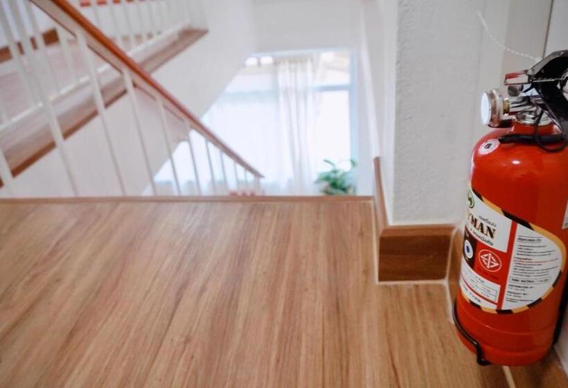 四人标准间, Room Story Hostel