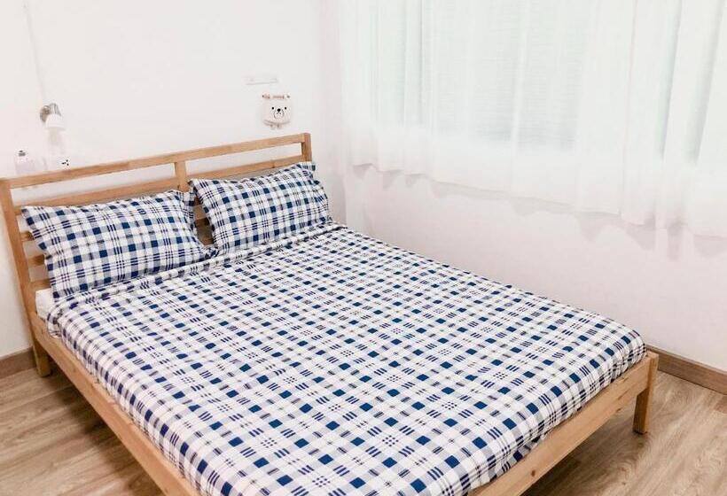 四人标准间, Room Story Hostel