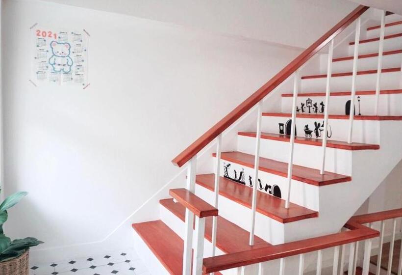 Standard room with outdoor bath, Room Story Hostel