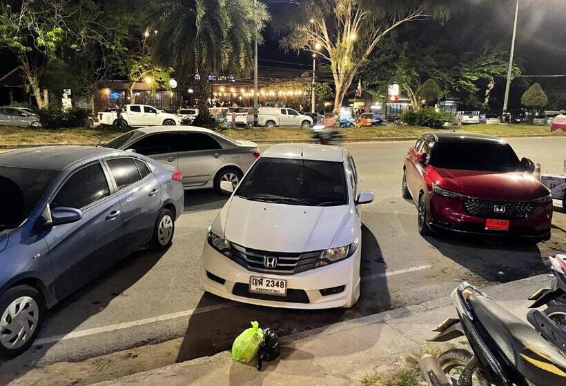 四人标准间, Room Story Hostel