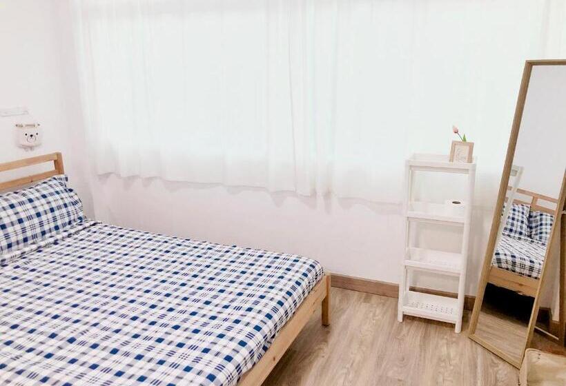 Четырехместный Номер Стандарт, Room Story Hostel