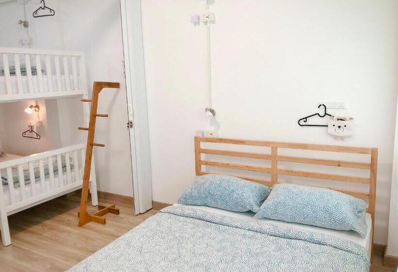 四人标准间, Room Story Hostel