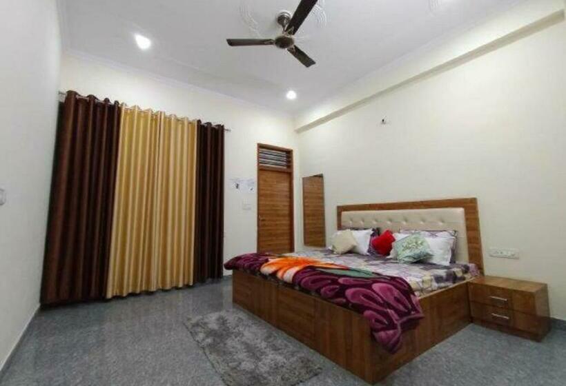 豪华房间, Taj Street Hostel
