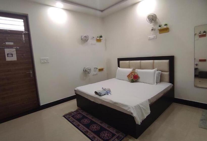 标准间带露台, Taj Street Hostel