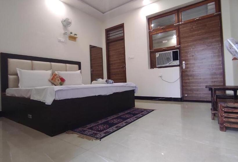 اتاق استاندارد با تراس, Taj Street Hostel