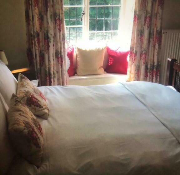 스탠다드 룸, Horse & Hound Inn