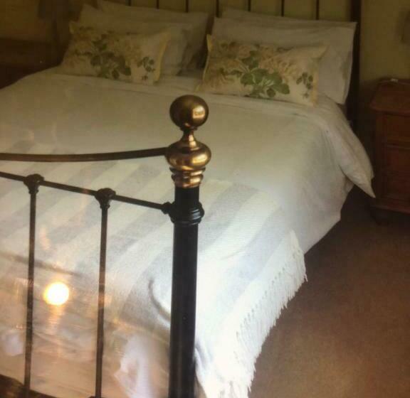 스탠다드 룸, Horse & Hound Inn