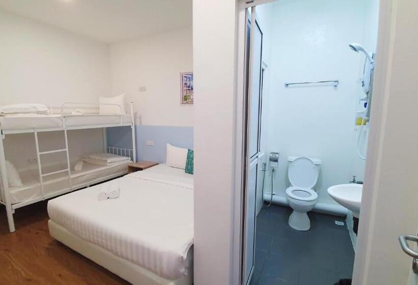 חדר משפחתי, Ocean House