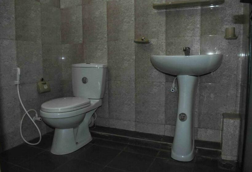 Номер Стандарт с Балконом, Shrine Inn