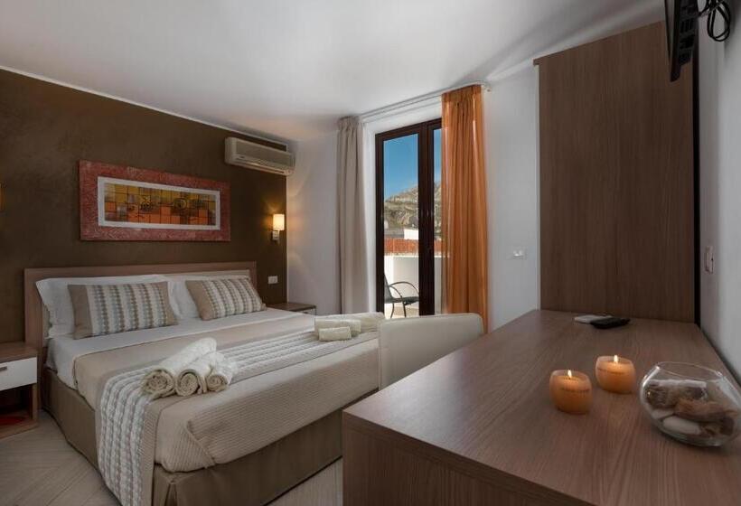 Номер Стандарт с Террасой, A Casa Di... Aurora 2