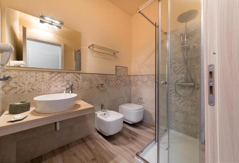 Номер Стандарт Трехместный, A Casa Di... Aurora 2