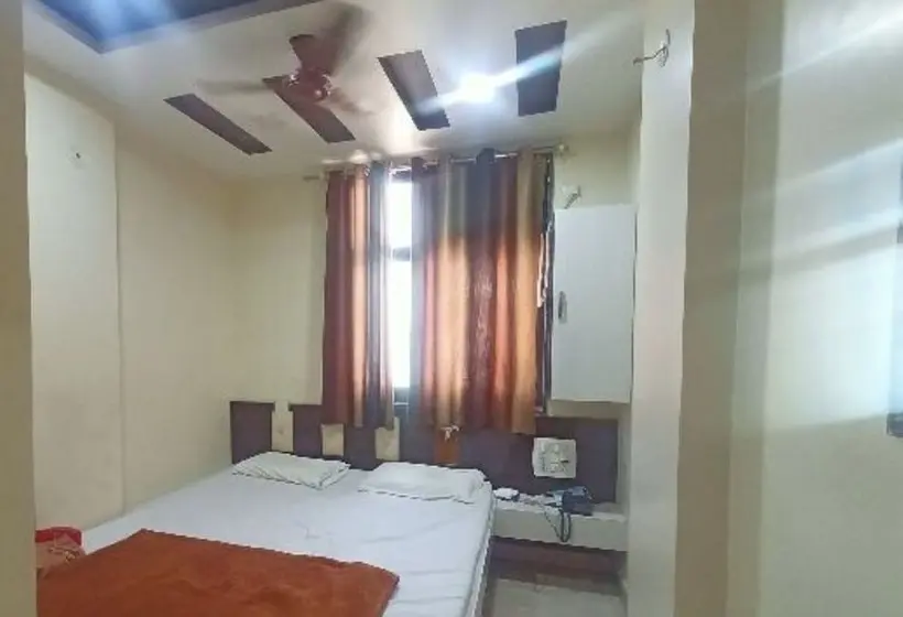 Chambre Deluxe, Arzoo Palace