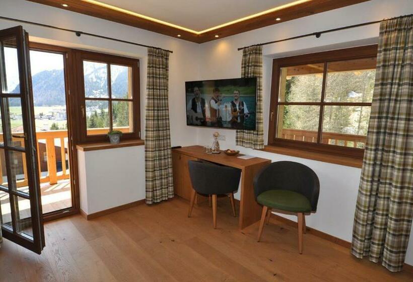 バルコニー付きデラックスルーム, Garni Das Seebichl