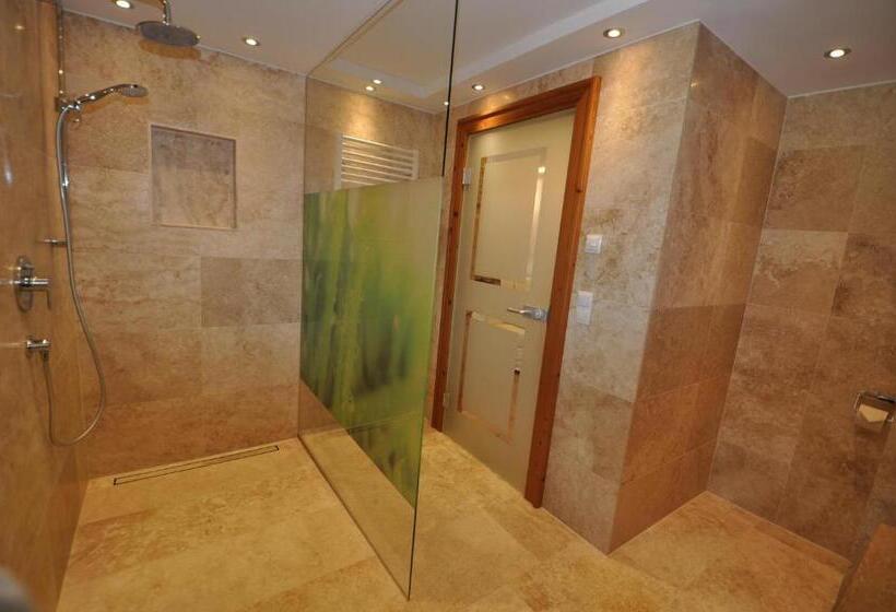 バルコニー付きデラックスルーム, Garni Das Seebichl