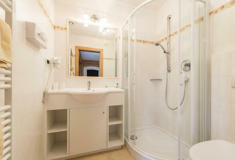 اتاق استاندارد, Garni La Bercia