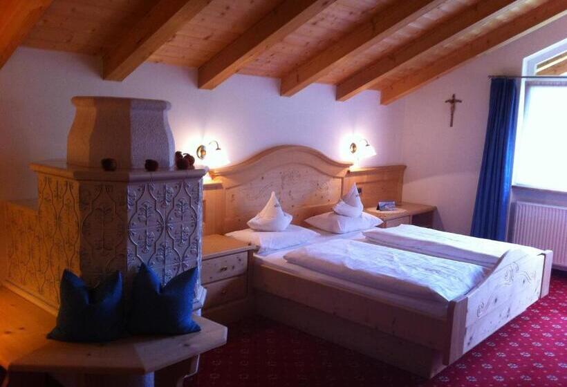 اتاق لوکس, Garni La Bercia