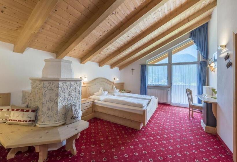 اتاق لوکس, Garni La Bercia