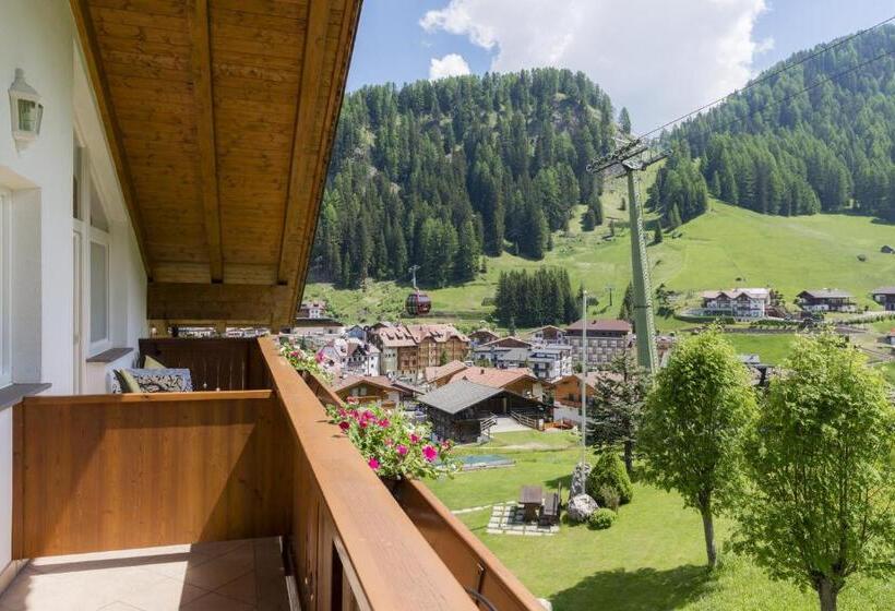 اتاق لوکس, Garni La Bercia